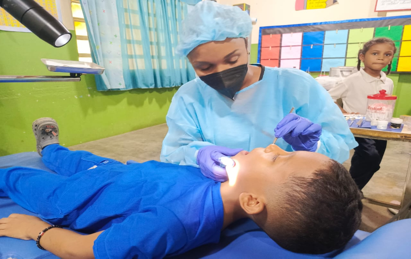 Ipasme fortalece el bienestar docente con despliegue de atención integral en la parroquia Domitila Flores